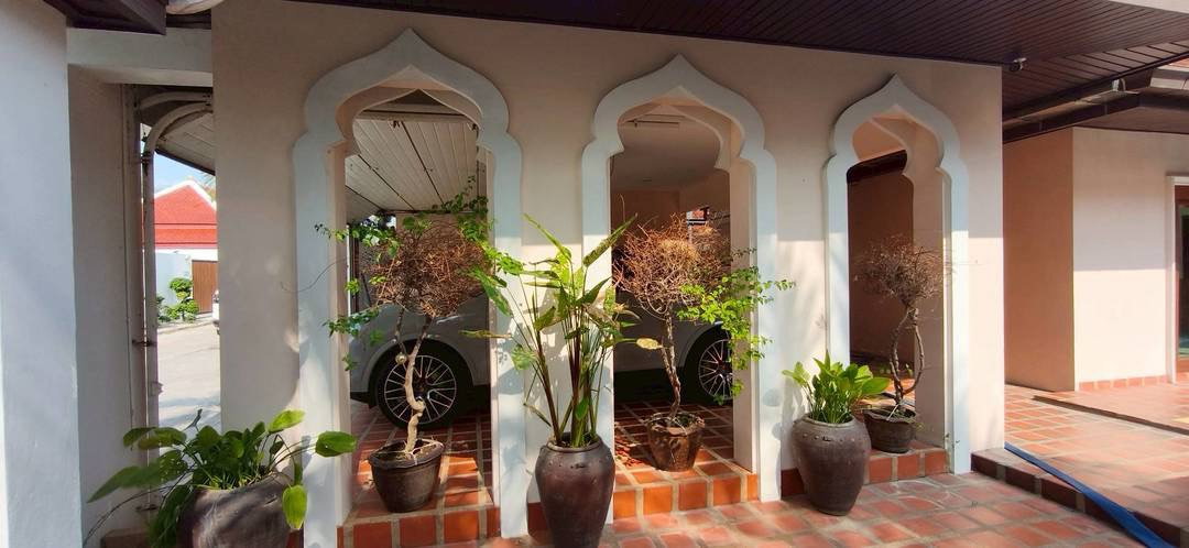 picture Luxury Villa Pattaya: 4 Bedrooms  Private pool  - 10/14