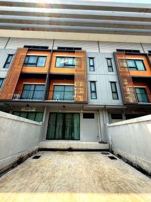 ทาวน์โฮม ถนนบางนา - ตราด : ขาย เช่า ทาวน์โฮม 3 ชั้น Eco Space บางนา-วงแหวน ทำเลดี เดินทางสะดวก ใกล้ Mega Bangna