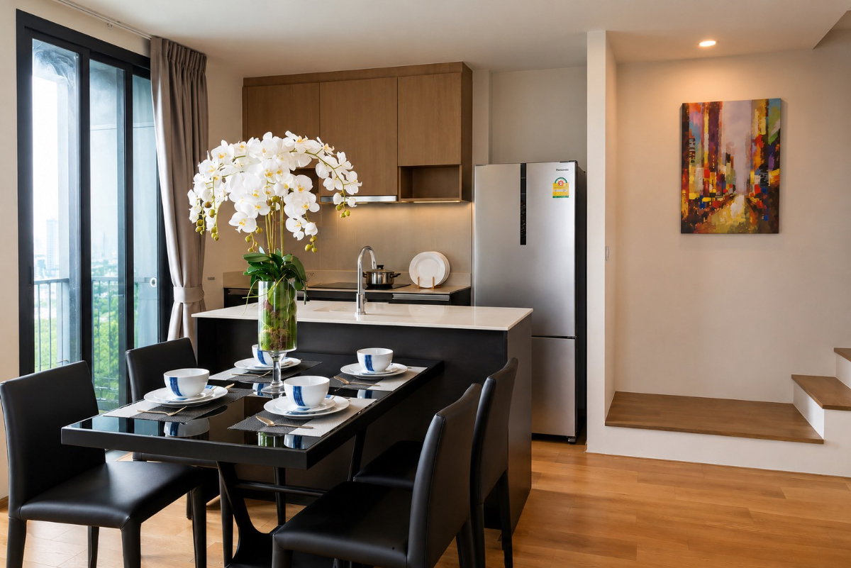 picture Condo for RENT :  Q Chidlom - Petchburi  1 Bed 2 Bath| Duplex  𝐒𝐢𝐳𝐞 :   73 sqm.  𝐅𝐥𝐨𝐨𝐫 : 36th -37th   - 4/6