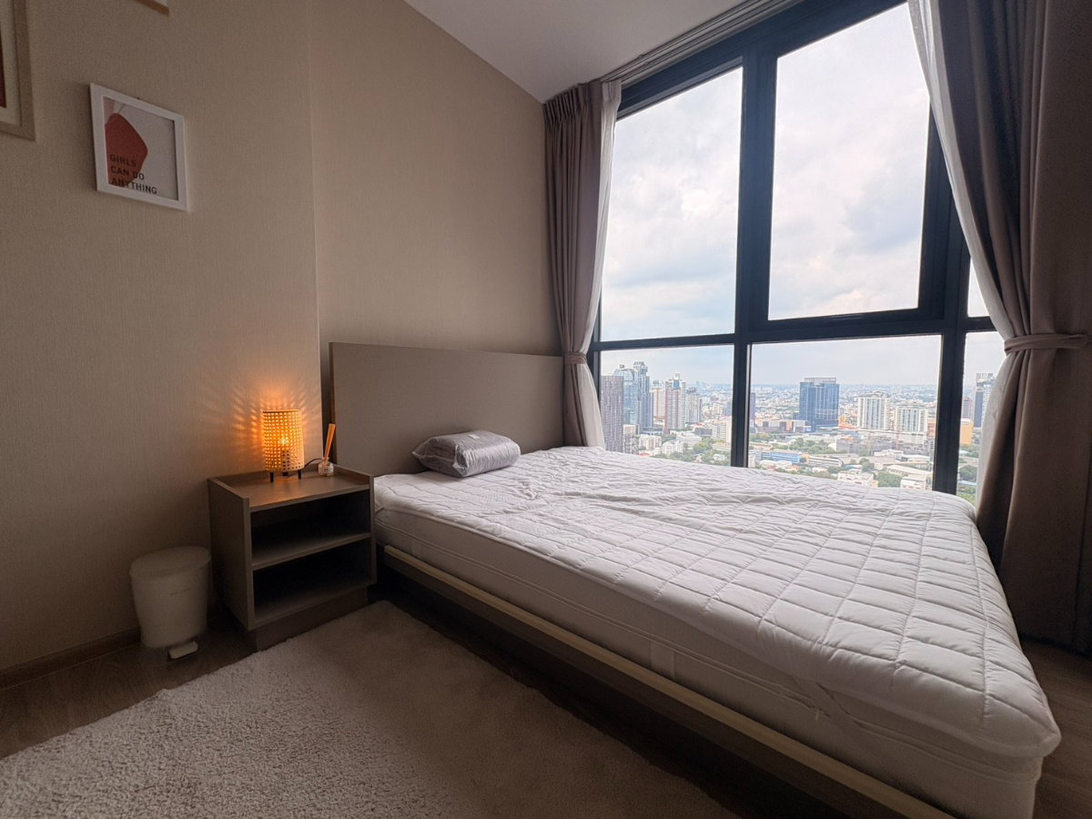 รูป ให้เช่า 🎉Oka Haus Sukhumvit 36 🎉 1 ห้องนอน ขนาด 34 ตรม เดินทางสะดวกเชื่อมต่อถนนหลายสาย ใกล้ตึกช่อง 3 มาลีนนท์🥰💕 - รูปที่ 6/8