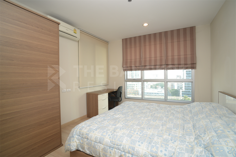 Life@Sathorn 10 Room available, ready to move in near BTS Saint Louis