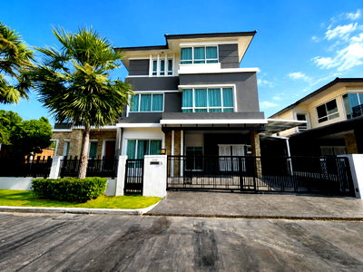 Houses for rent : 🏡✨ Luxury 3-Storey House for Rent — Grand Bangkok Boulevard Rama 9–Srinakarin (Krungthep Kreetha) 