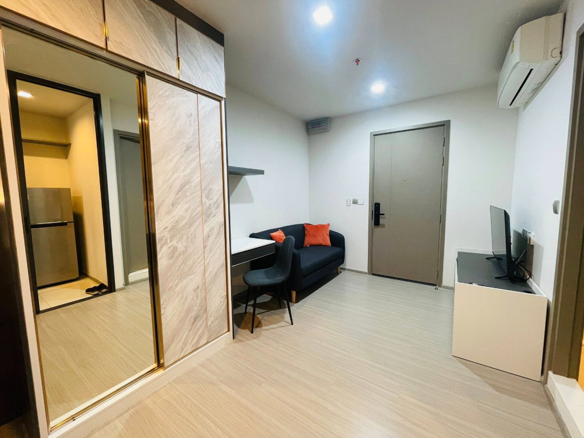 รูป 🔥 ปล่อยเช่าด่วน! Life Asoke Hype Studio 27 ตร.ม.ใกล้ MRT พระราม 9 เพียง 17,000/เดือน - รูปที่ 4/12
