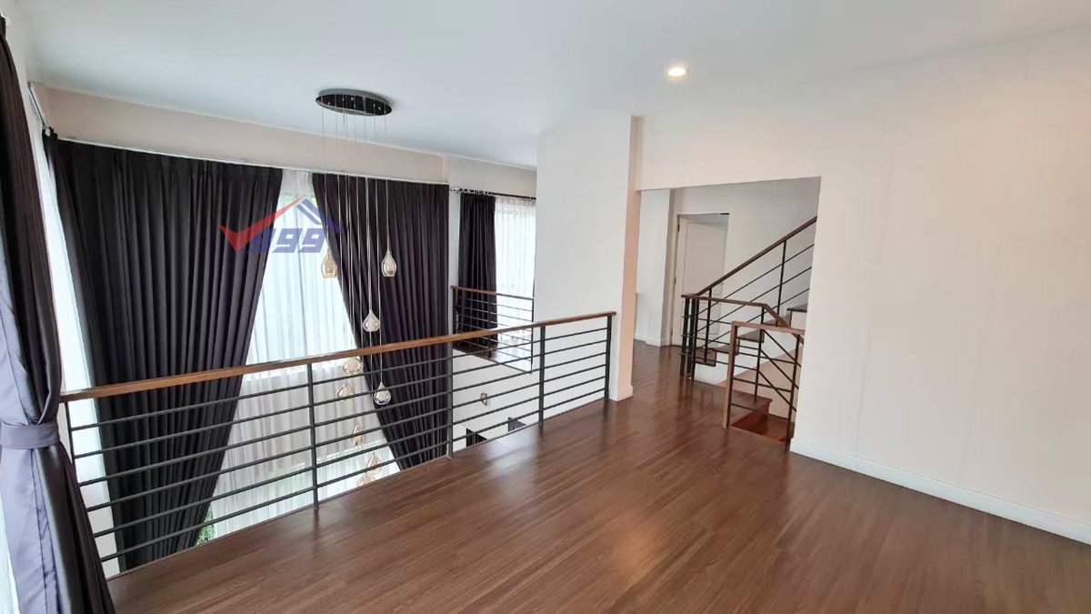รูป 🏡 ให้เช่าบ้าน - บ้านลุมพินี สวนหลวง ร.9 สไตล์ Modern Luxury แปลงมุมส่วนตัวสูง ลมดี แสงเข้าทั่วบ้าน REF. 067HSRK - รูปที่ 13/25