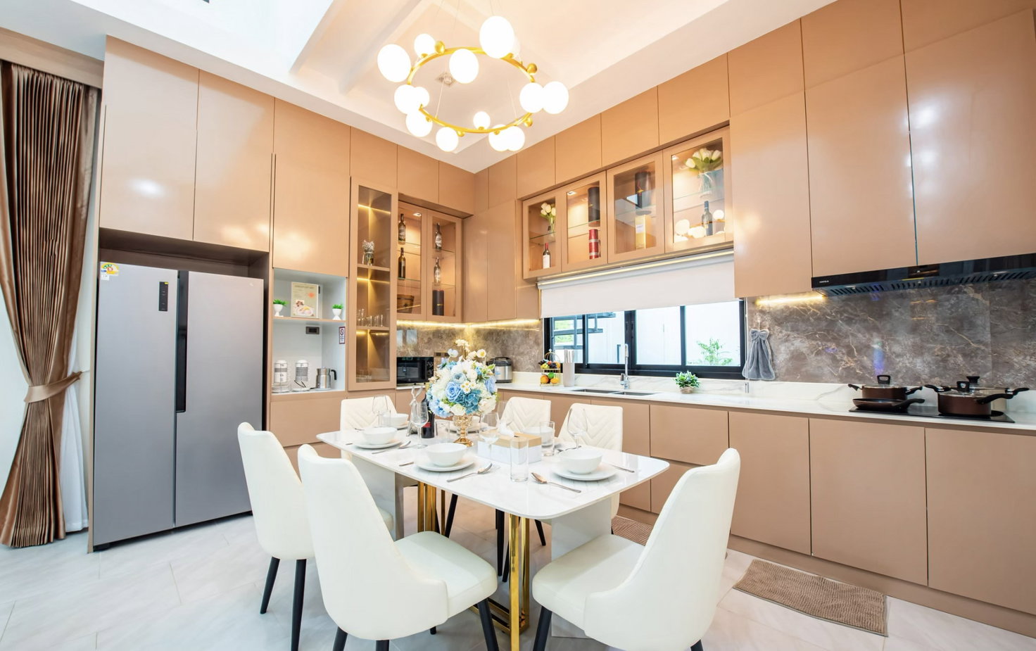 รูป House for Sale Huai Yai Modern English Style Pool Villa - รูปที่ 7/21