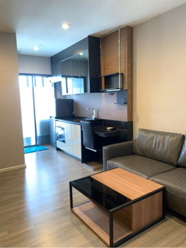 ห้องว่าง พร้อมเข้าอยู่ The Room Sathorn - St.Louis 1 นอน ชั้นสูง