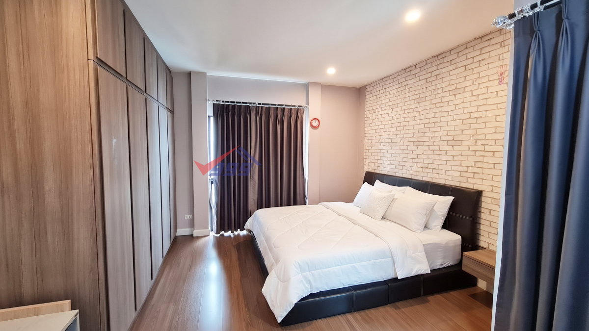 รูป 🏡 ให้เช่าบ้าน - บ้านลุมพินี สวนหลวง ร.9 สไตล์ Modern Luxury แปลงมุมส่วนตัวสูง ลมดี แสงเข้าทั่วบ้าน REF. 067HSRK - รูปที่ 20/25