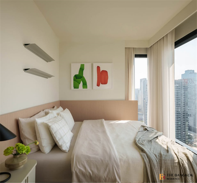 The Lofts Silom near BTS Surasak