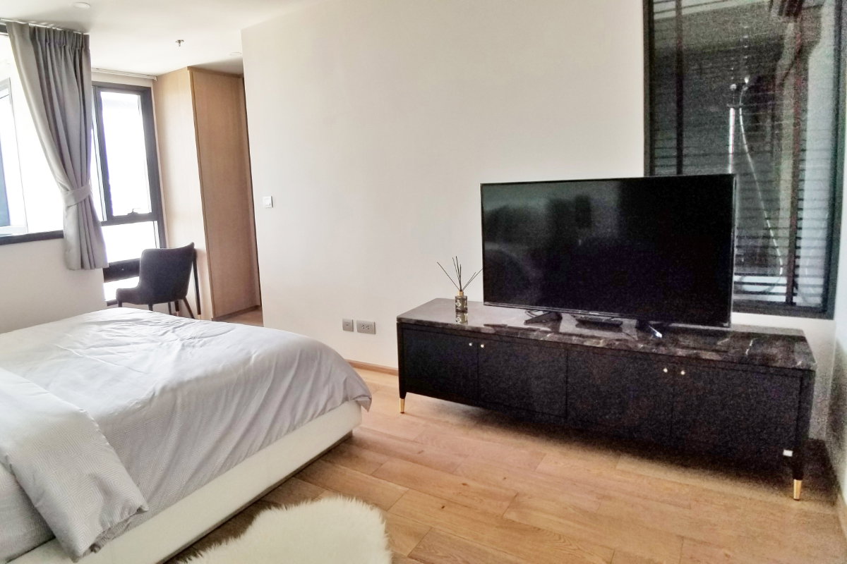 รูป Condo for RENT : Q Chidlom - Petchburi size 73 sqm. 1 Bed 2 Bath | Duplex 𝐅𝐥𝐨𝐨𝐫 : 36th -37th - รูปที่ 8/21