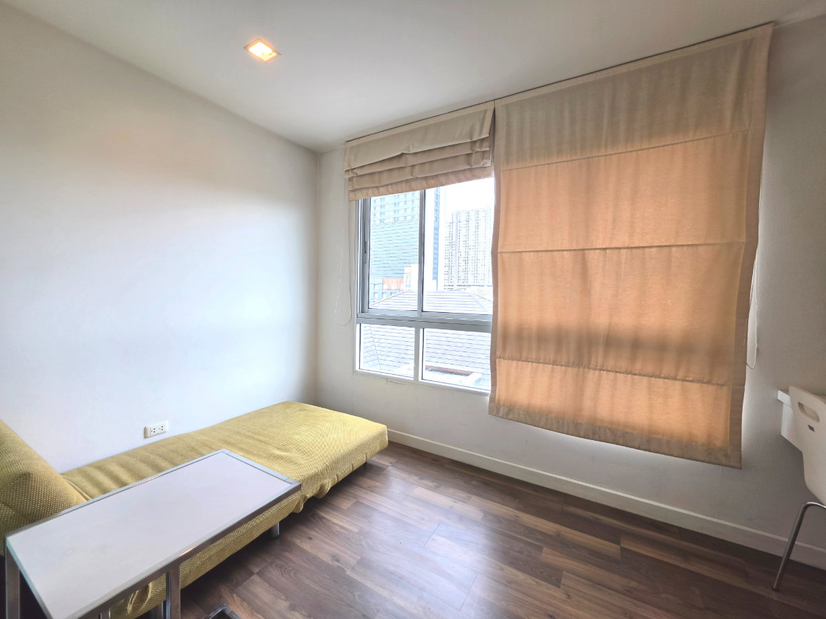 รูป คอนโด 2 ห้องนอน ใกล้ BTS อ่อนนุช เดินไปได้สบาย เพียง 300 เมตร คอนโด The Room Sukhumvit 79 ห้องสวย ทำเลดี อยู่แล้วชีวิตง่ายขึ้นจริง! - รูปที่ 9/17