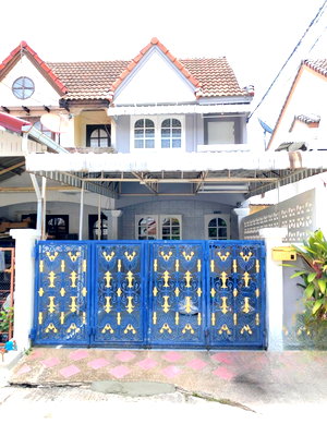 Townhouses for rent : 🔥 Townhouse for Rent | Chaloem Phrakiat Rama 9 | Easy Access to Phatthanakan | Near Expressway | Only 10,000 THB/month