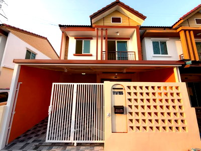 Townhouses for sale Thung Khru : 🔥Corner Townhome for Sale at Pisan Village Liab Wongwaen-Rama 2 Near Rama 2 Road