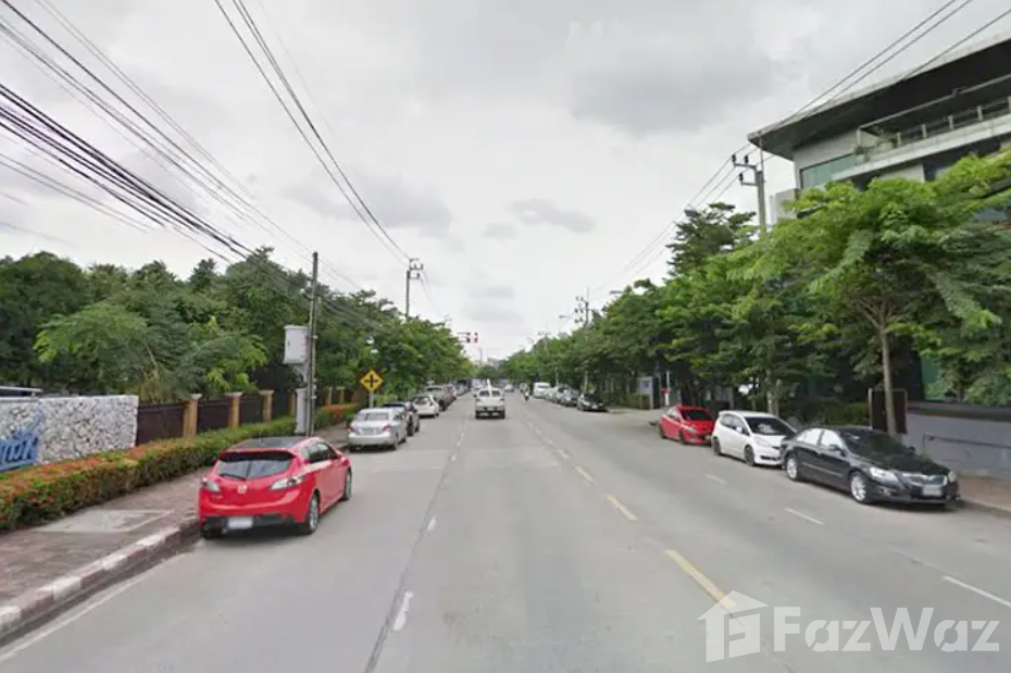 รูป บ้านเดี่ยว แปลงมุม 55 วา ติดเลียบด่วน  1375914 - รูปที่ 3/5