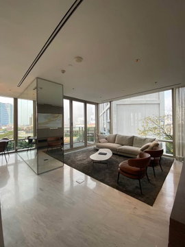 RS6220 Luxury Condo for Rent: Four Seasons Private Residences Bangkok near BTS Saphan Taksin