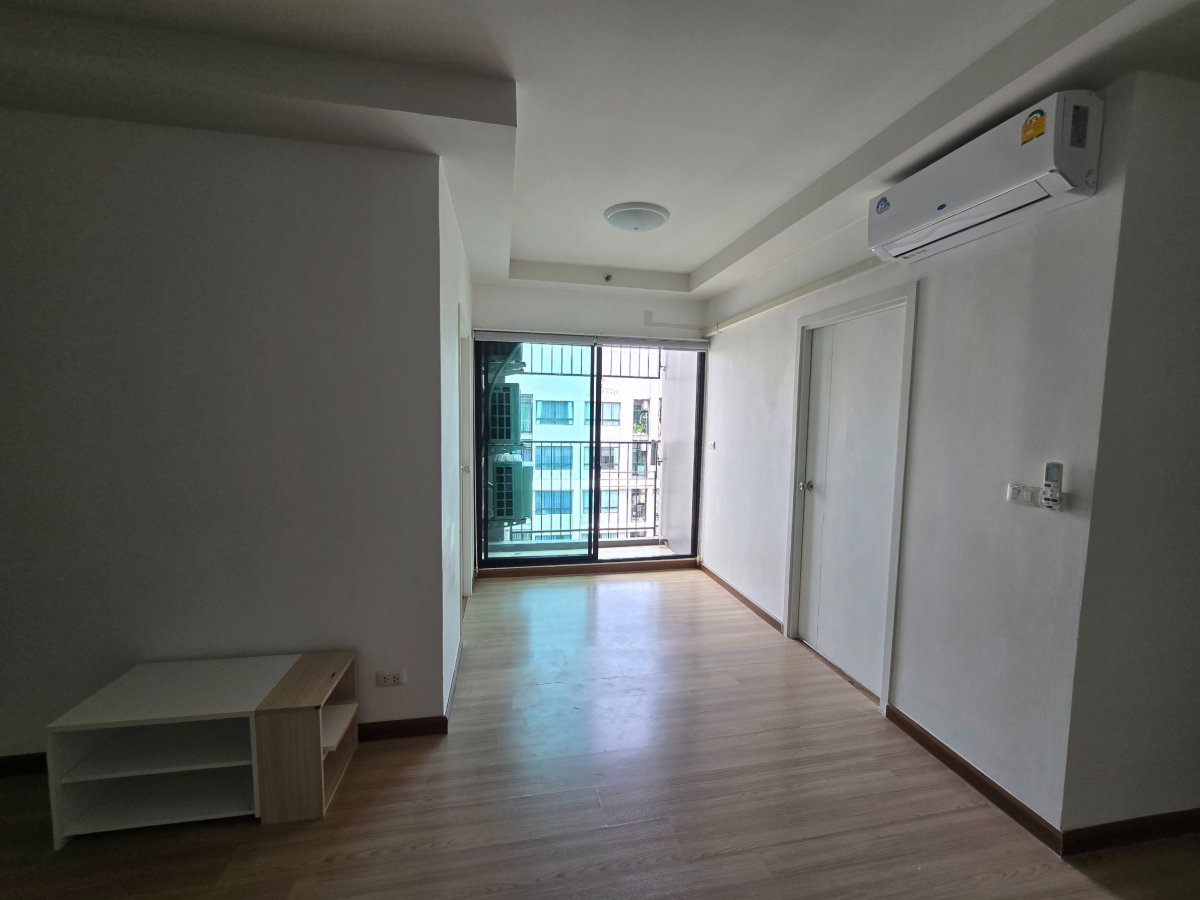 รูป 🔥 ขาย !!! 2 ห้องนอน ชั้น 25 เจคอนโด สาทร–กัลปพฤกษ์ เพียง 2.75 ล้าน (Condo for Sale – High Floor Pool View | Rare Unit!) - รูปที่ 11/23