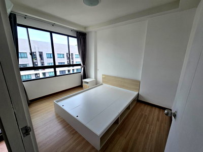 Condos for sale : 🔥 Condo for Sale – High Floor Pool View | Rare Unit!