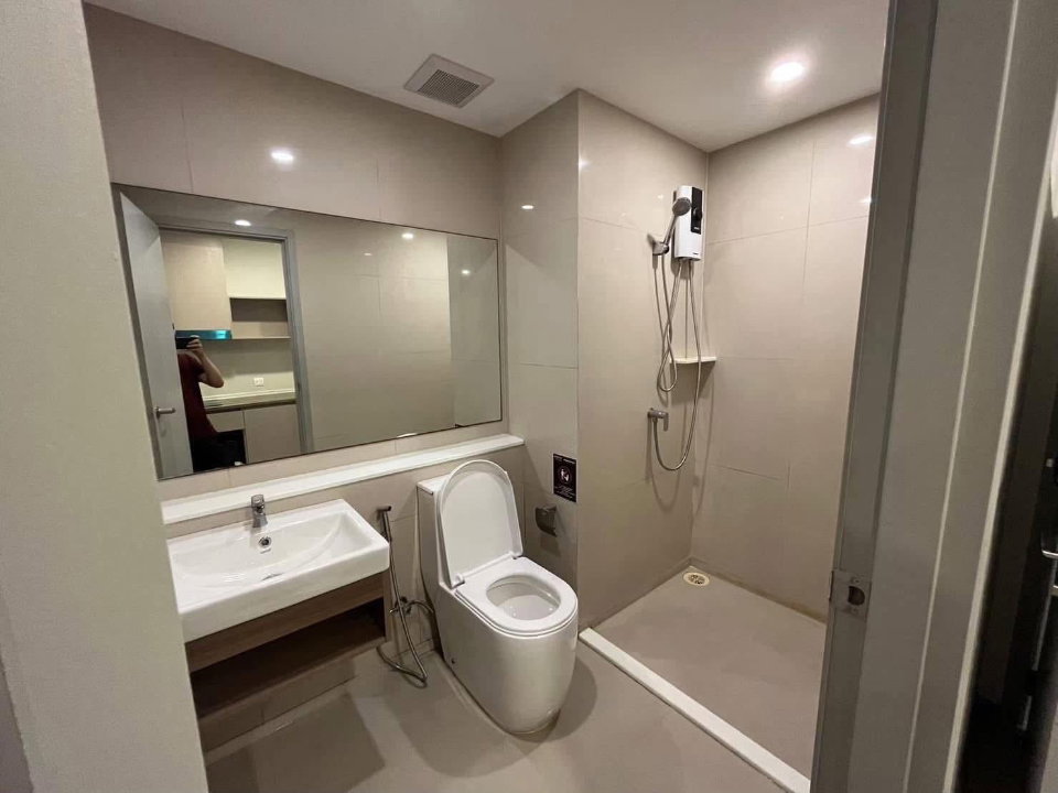 รูป Aspire Sukhumvit-Onnut ตึกB ชั้น4 ขนาด 30.5 ตรม. 1นอน1น้ำ ครัวแยก เช่า12,000 บาท/เดือน Line ID : @wealth.co - รูปที่ 4/12