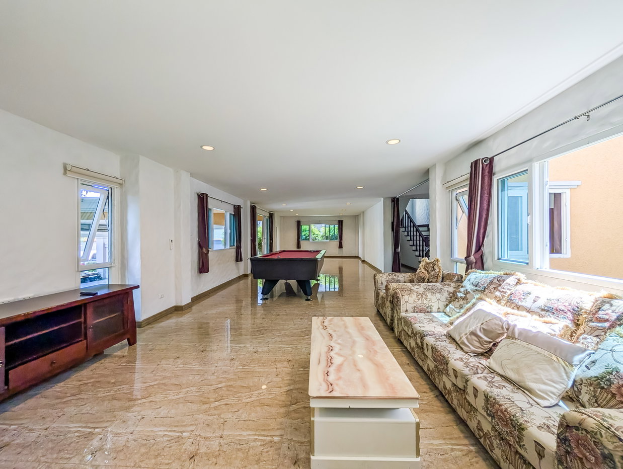 picture Luxury Pool Villa for Rent Pattaya - 6/22