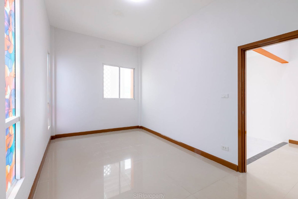รูป ขายทาวน์เฮ้าส์ บ้านมันนี่มี ติดถนนเมน พื้นที่ 20.4 ตร.ว 3 นอน 2 น้ำ รีโนเวทพร้อมอยู่ - รูปที่ 15/16