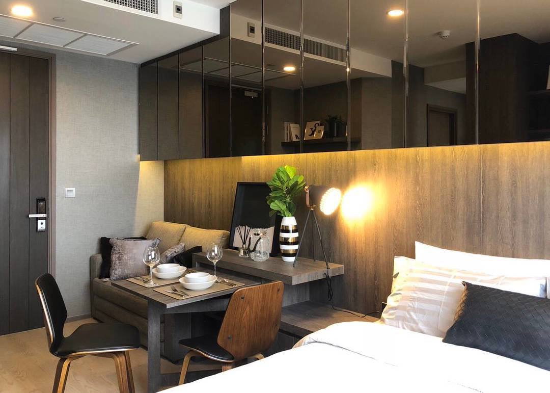 รูป Ashton Chula Silom【𝐑𝐄𝐍𝐓】🔥ดีไซน์เฉียบพร้อมเฟอร์คุณภาพ มองมุมไหนก็ดูลงตัว🔥  ติดต่อไลน์ไอดี: @hacondo - รูปที่ 2/7