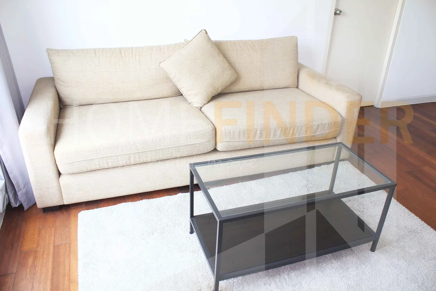 picture The 49 Plus 2 1 bedroom, for rent - 21/24