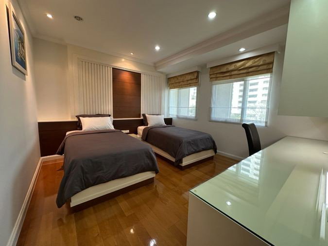 picture A037357 The Cadogan Private Residence - 7/8