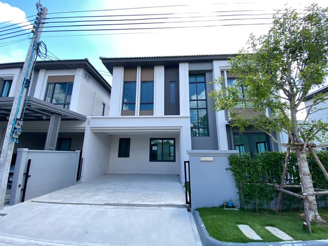 3-bed house for sale, 161 sqm, 52 sq wah, Baanklangmueng The Edition Srinakarin - Suanluang