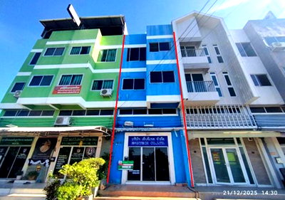 อาคารพาณิชย์ ถนนรัชดา-รามอินทรา : อาคารพาณิชย์ 18.2 ตร.วา เขตบึงกุ่ม กรุงเทพมหานคร 3.7M