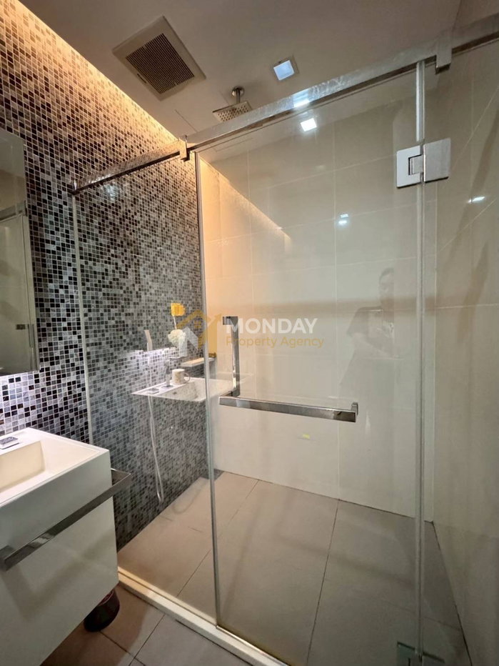 picture ðĨ Available Now! 333 Riverside - Book Before It's Gone! ðĨ MD-25081622 - 8/9