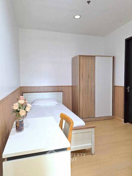 picture 2-BR 67 Sqm At Well-Priced Baan Klang Krung Siam-Pathumwan Near BTS Ratchathewi (ID 2939696) - 3/14