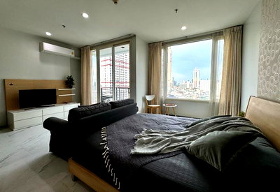 Condos for rent : A037907 Villa Rachatewi