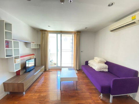 A038567 Baan Siri Silom