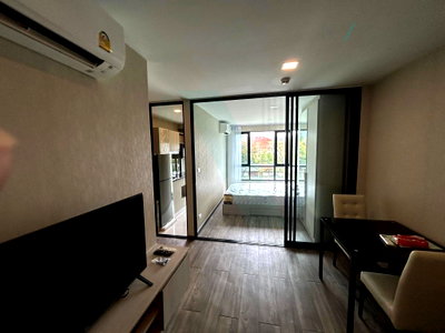 Condos for rent : 🚩 For Rent Condo THE COLLECT RATCHADA 32 Building 1, Floor 4,1 bed room, Room size 29 sqm