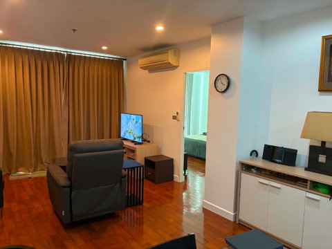 2BR บ้านสิริสีลม ใกล้ รร กรุงเทพคริสเตียน และ BTS สุรศักดิ์ - Owner direct sale,