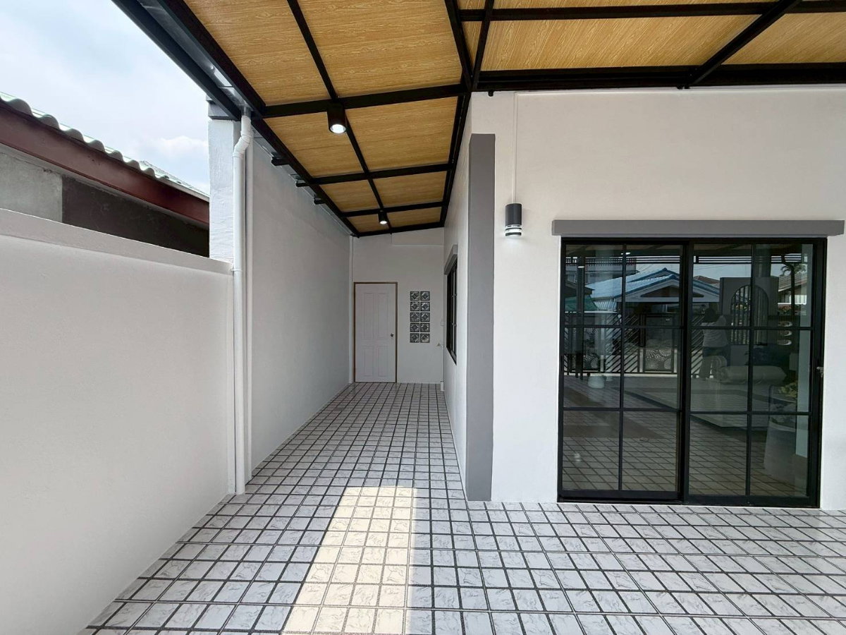 รูป  ขายบ้านเดี่ยว 2 ชั้น 45 ตร.วา  ม.ทหารกองหนุน รามอินทรา109 ซ.พระยาสุเรนท์28    5ห้องนอน 3ห้องน้ำ - รูปที่ 10/20