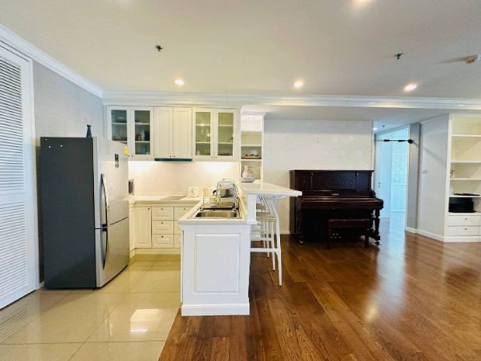picture A037623 15 Sukhumvit Residences - 8/8