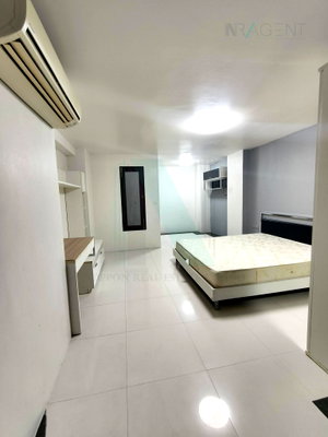 Condos for rent : 🚩 For Rent Condo CHAMPS ELYSEES TIWANON Building D, Floor 5,1 bed room, Room size 61 sqm