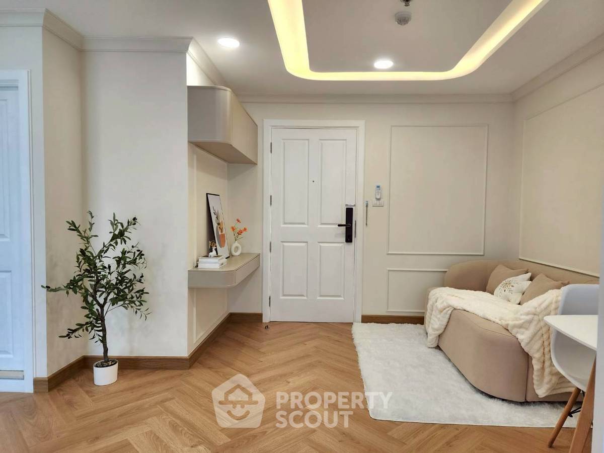 picture 1-BR Condo at Lumpini Place Rama 9–Ratchada near MRT Phra Ram 9 (ID 2939705) - 5/10