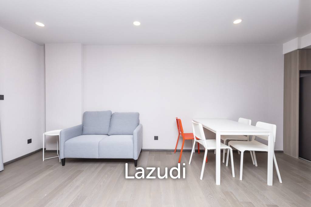 รูป 69 sqm modern 2 bedroom condo at KLASS Siam Pathum Wan Bangkok - รูปที่ 3/11