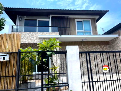 เช่าบ้านเดี่ยว กรุงเทพมหานคร : 🏡✨ บ้านเดี่ยวให้เช่า หมู่บ้านมัณฑนา เลค วัชรพล (Land & Houses) 4 ห้องนอน 4 ห้องน้ำ ทำเลวัชรพล พร้อมอยู่ + จดทะเบียนบริษัทได้ + เลี้ยงสัตว์ได้ 