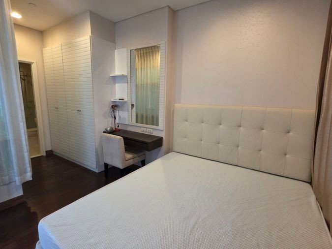 picture A037550 Ivy Thonglor - 2/8
