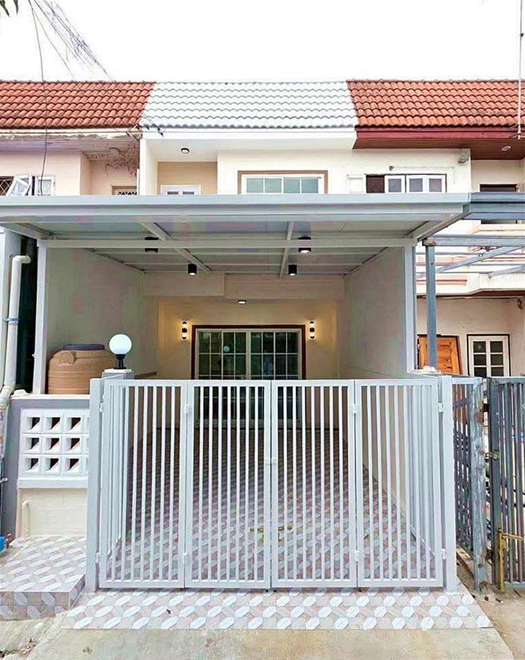 รูป บ้านติดรถไฟฟ้า  #หมู่บ้านบัวทอง 3 ทาวน์เฮ้าส์ 2 ห้องนอน   ติด MRT สถานีคลองบางไผ่ อยู่หน้าหมู่บ้าน  ใกล้เซ็นทรัล เวสเกต - รูปที่ 1/19