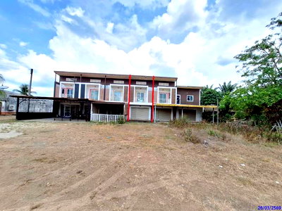 Shophouses for sale Wang Wiset Trang : SHOP HOUSE 33.2 Sq.w. Wang Wiset Trang for 2.5M
