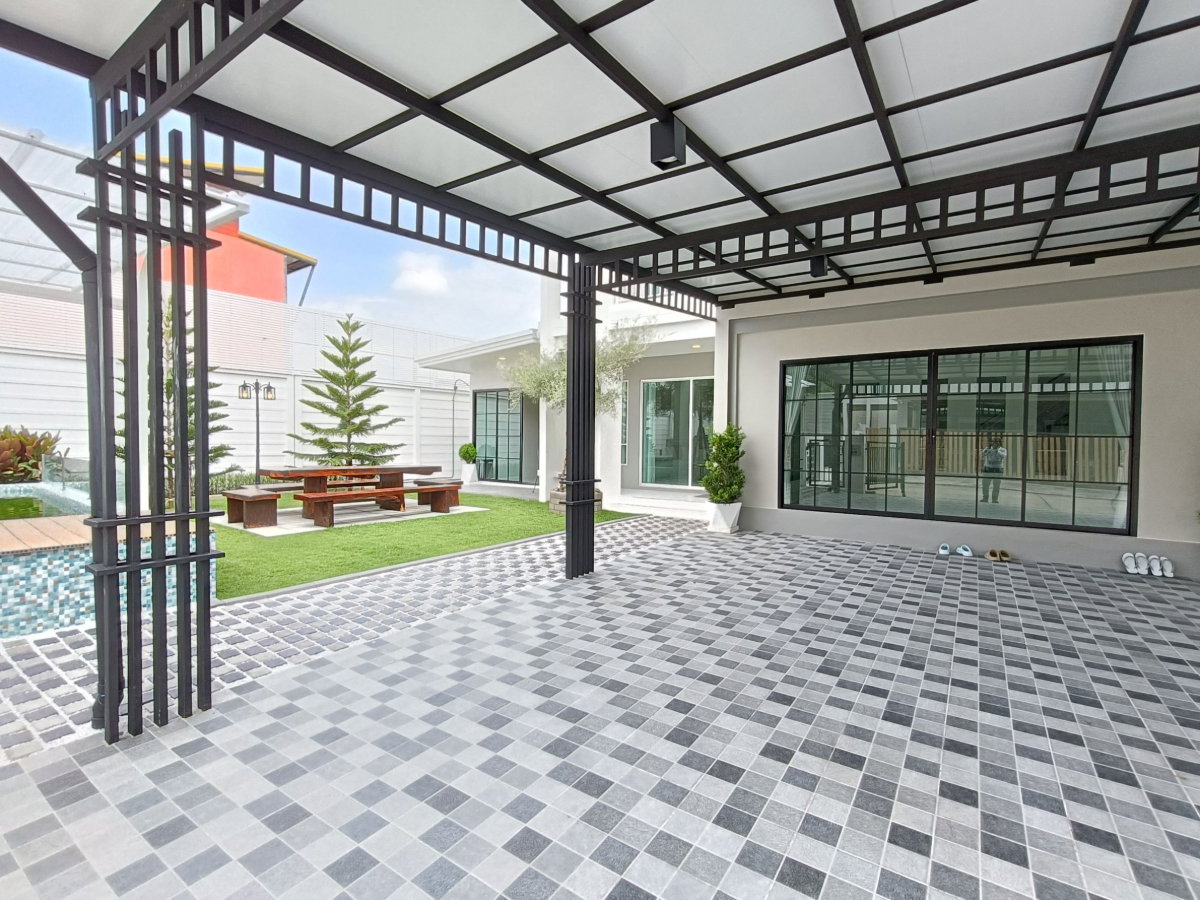 รูป Habitia Motif  ฮาบิเทีย โมทิฟ บ้านเดี่ยวหลังใหญ่ กว้างมาก แต่งใหม่ มีสระว่ายน้ำ เฟอร์นิเจอร์สวยพร้อมอยู่ - รูปที่ 3/35