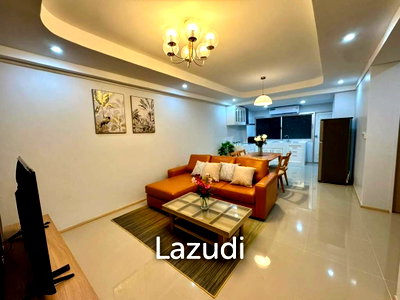 คอนโดให้เช่า : 72 sqm 2 Bedroom Condo on 14th Floor in Huai Khwang Bangkok