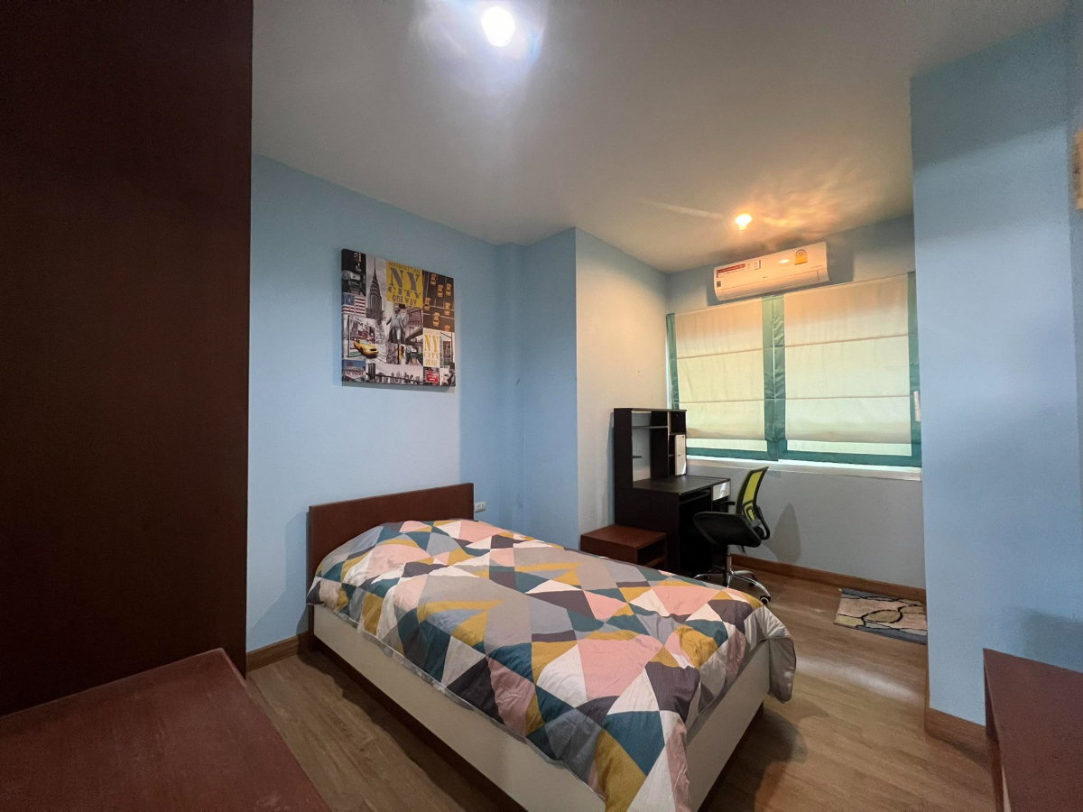 picture  House  for  rent  with   4 bedrooms   and   3 toilets   #A4-H0487  - 10/20