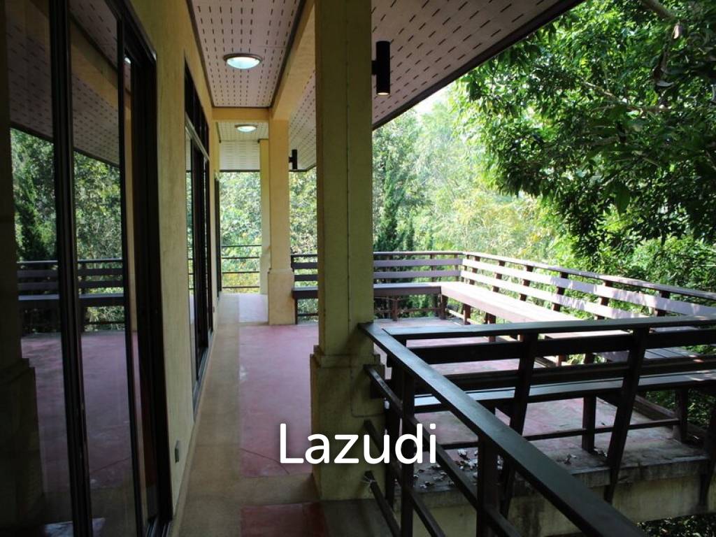 picture 2 Bedrooms Cottage near White Temple - 20/20