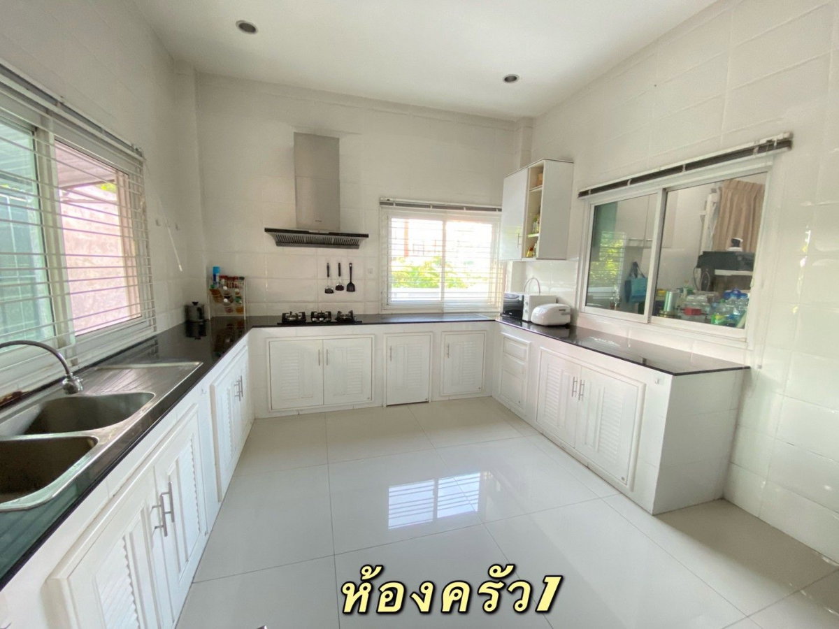 รูป BL131| ขายด่วน! ขายบ้านหรูสไตล์โฮมออฟฟิศ 3 หลัง ทำเลใกล้เมืองเชียงใหม่ อ.สันทราย จ.เชียงใหม่ ( ราคา 13,900,000 บาท ) - รูปที่ 16/39