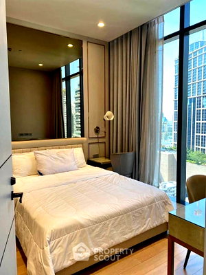 Condos for sale : 21st-Floor 2-BR 127 Sqm At Vittorio Sukhumvit 39 Near BTS Phrom Phong (ID 2937945)
