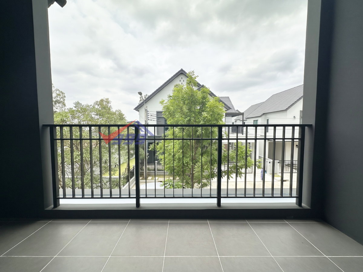 picture 🏡 House for Rent: 4 Bedrooms at Centro Bangna REF. 062HRB - 19/23
